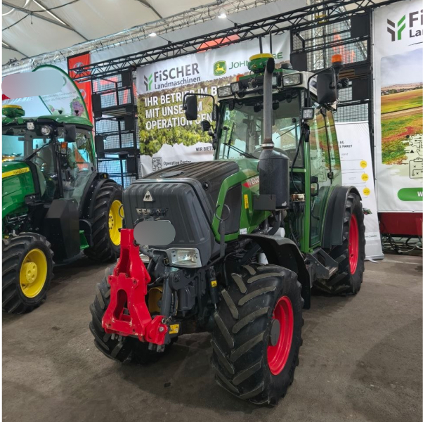 Fendt mit RTK Lenksystem
