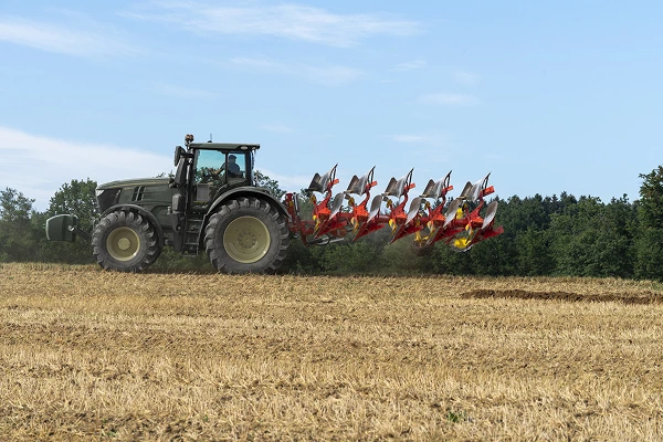 Pöttinger Pflüge Fischer Landmaschinen