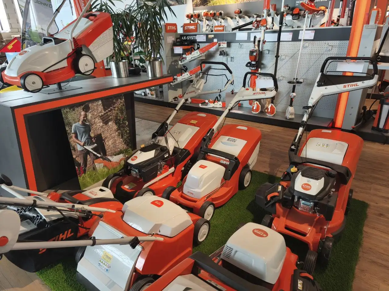 STIHL Rasenmäher Fischer Landmaschinen