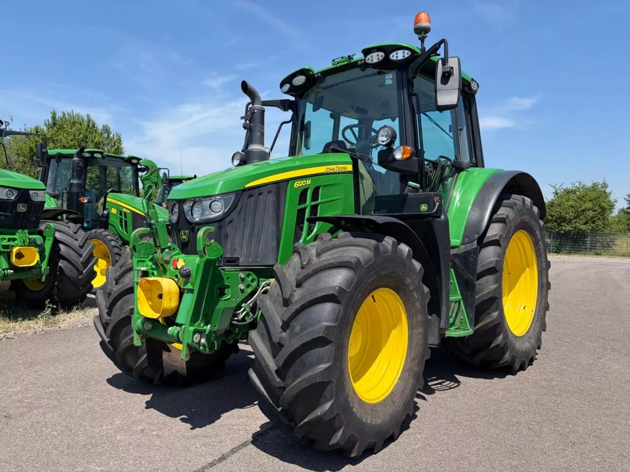 John Deere 6120M AP Traktor gebraucht
