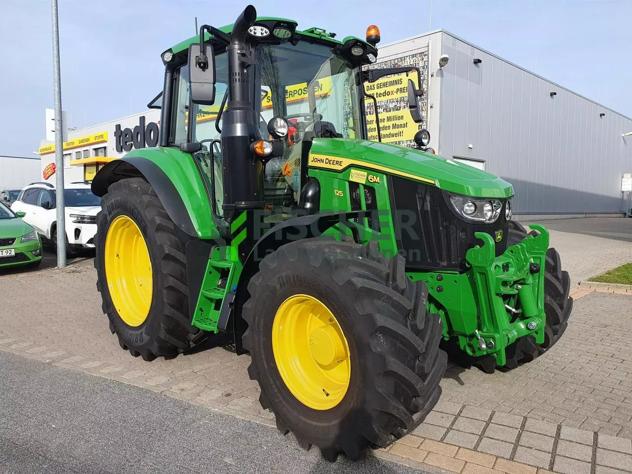 John Deere 6M 125 Traktor