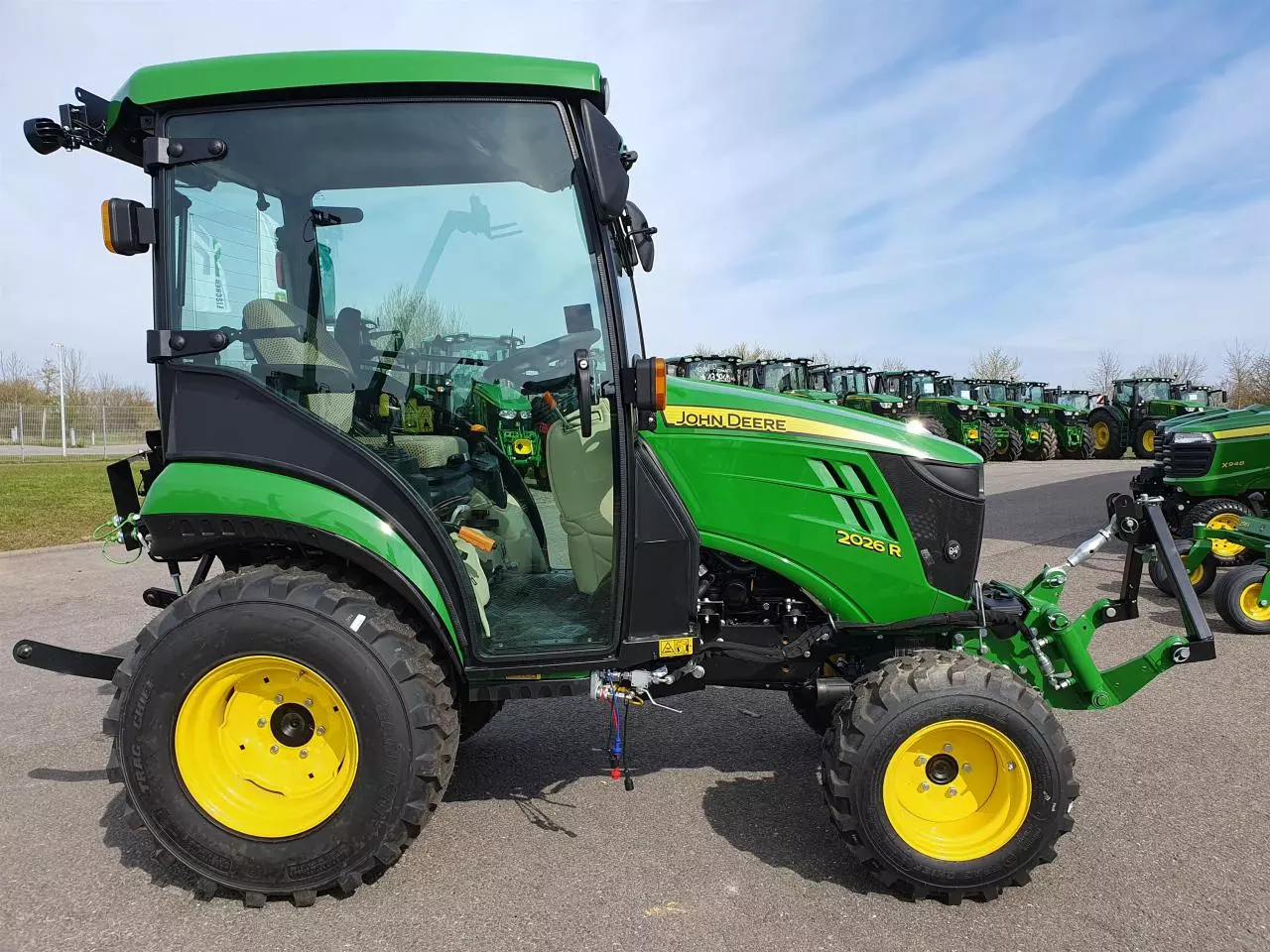 John Deere 2026R Ansicht 3