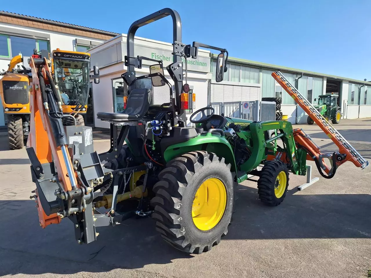 John Deere 3038E Ansicht 2