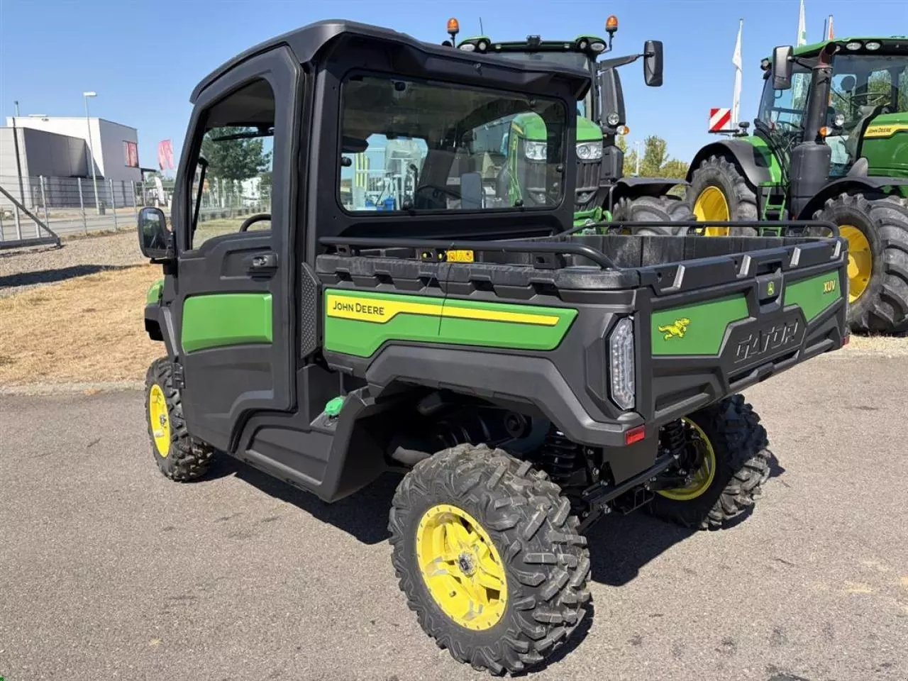 John Deere Gator XUV875M – Bild 4