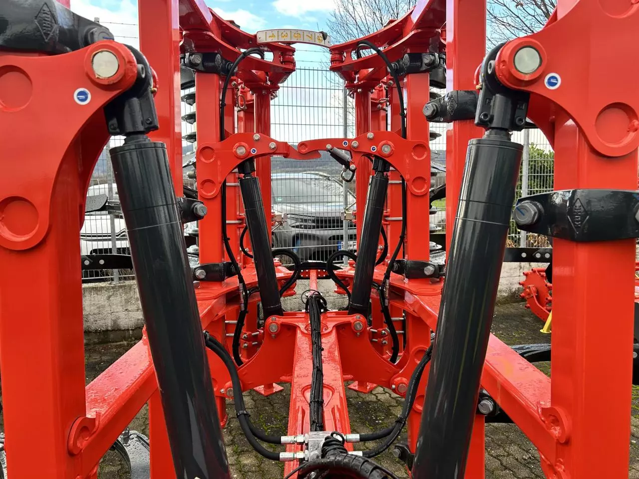 KUHN Cultimer L400R Grubber – Bild 3