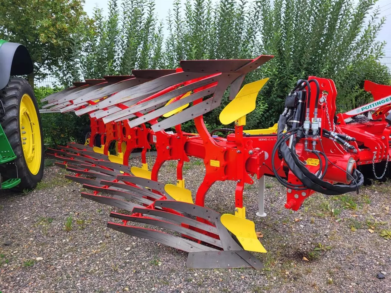 Pöttinger SERVO 45 M PLUS, Pflug 5-scharig, Baujahr 2023