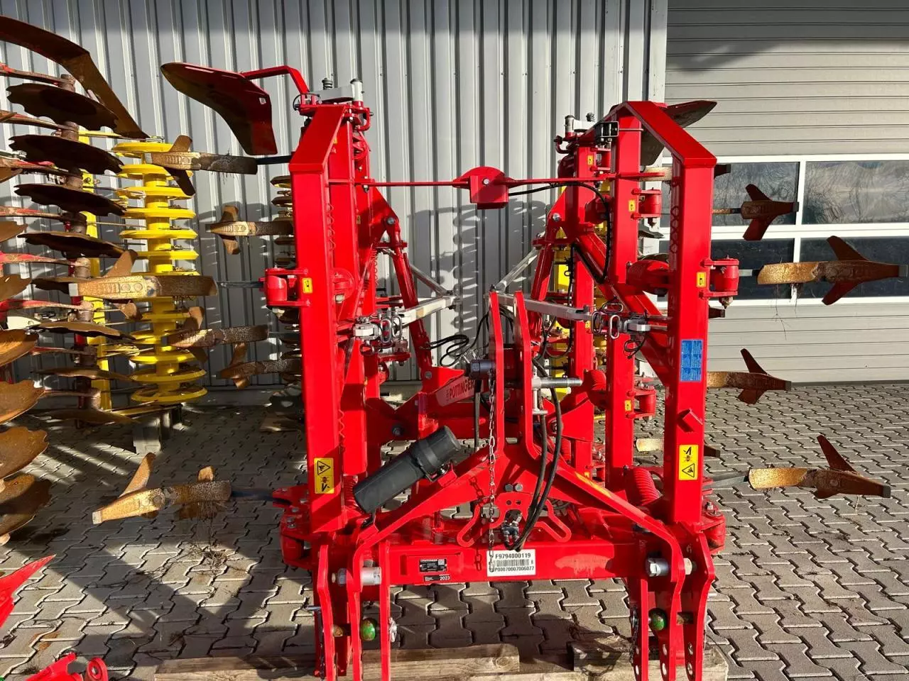 Pöttinger SYNKRO 4030 K NOVA Grubber – Bild 2